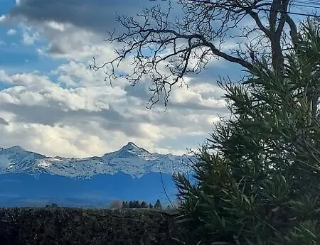 D'hote 1787 : Les Terrasses Des Pyrenees Guest house